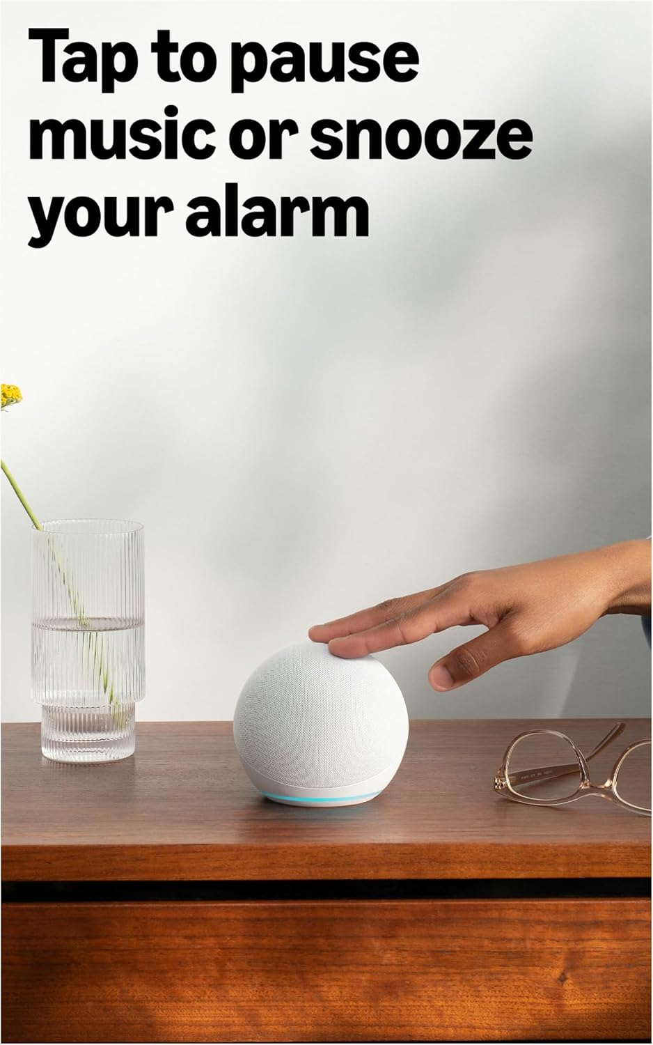 echo dot (newest model) — smart speaker with alexa & vibrant sound (glacier white)